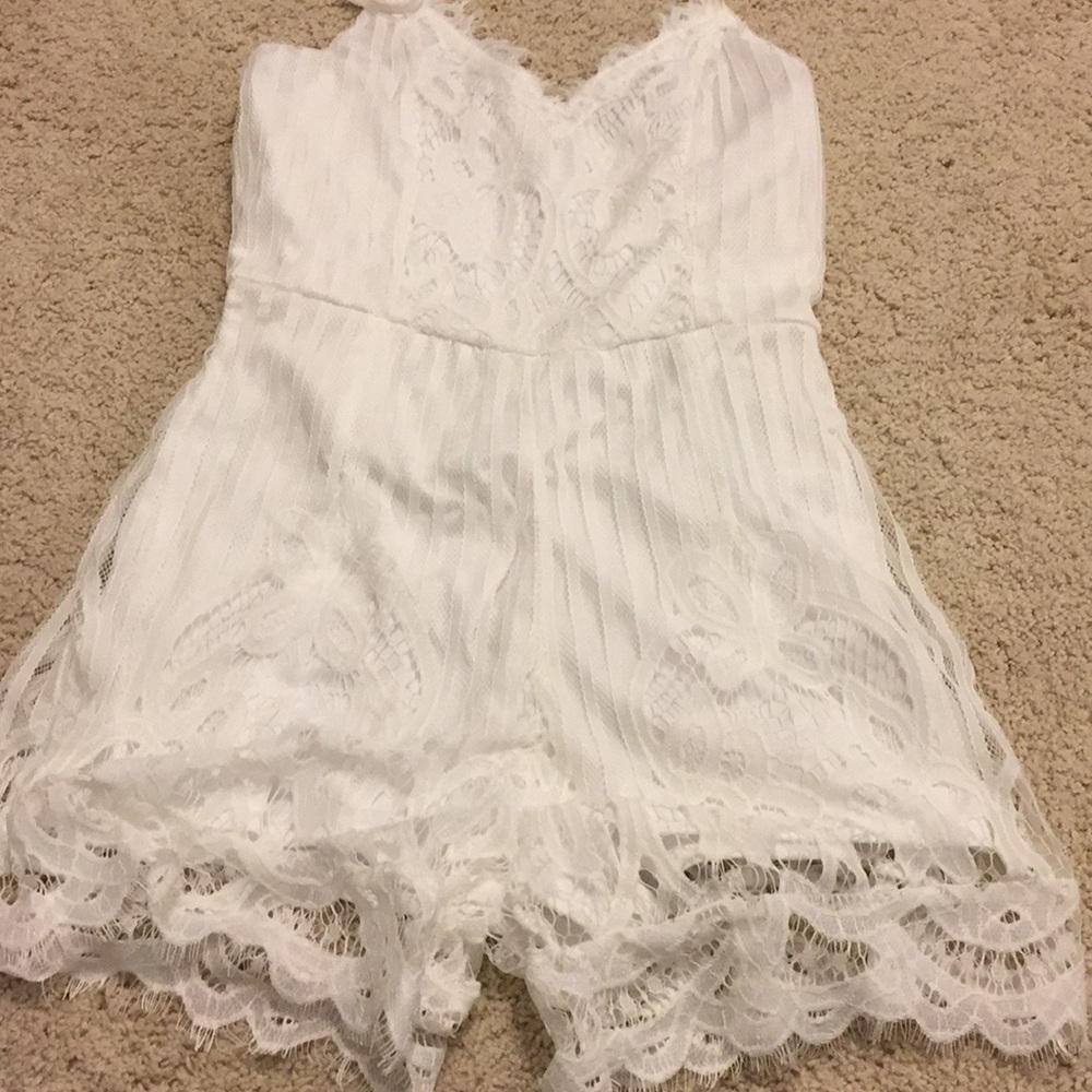 Lace romper